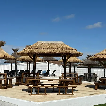 Hotel Mas Des Lys Saintes-Maries-de-la-Mer Exterior photo