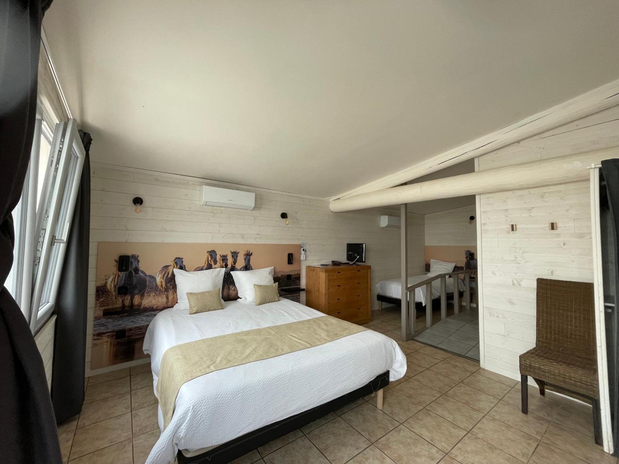 Mas Des Lys Hotel 3*