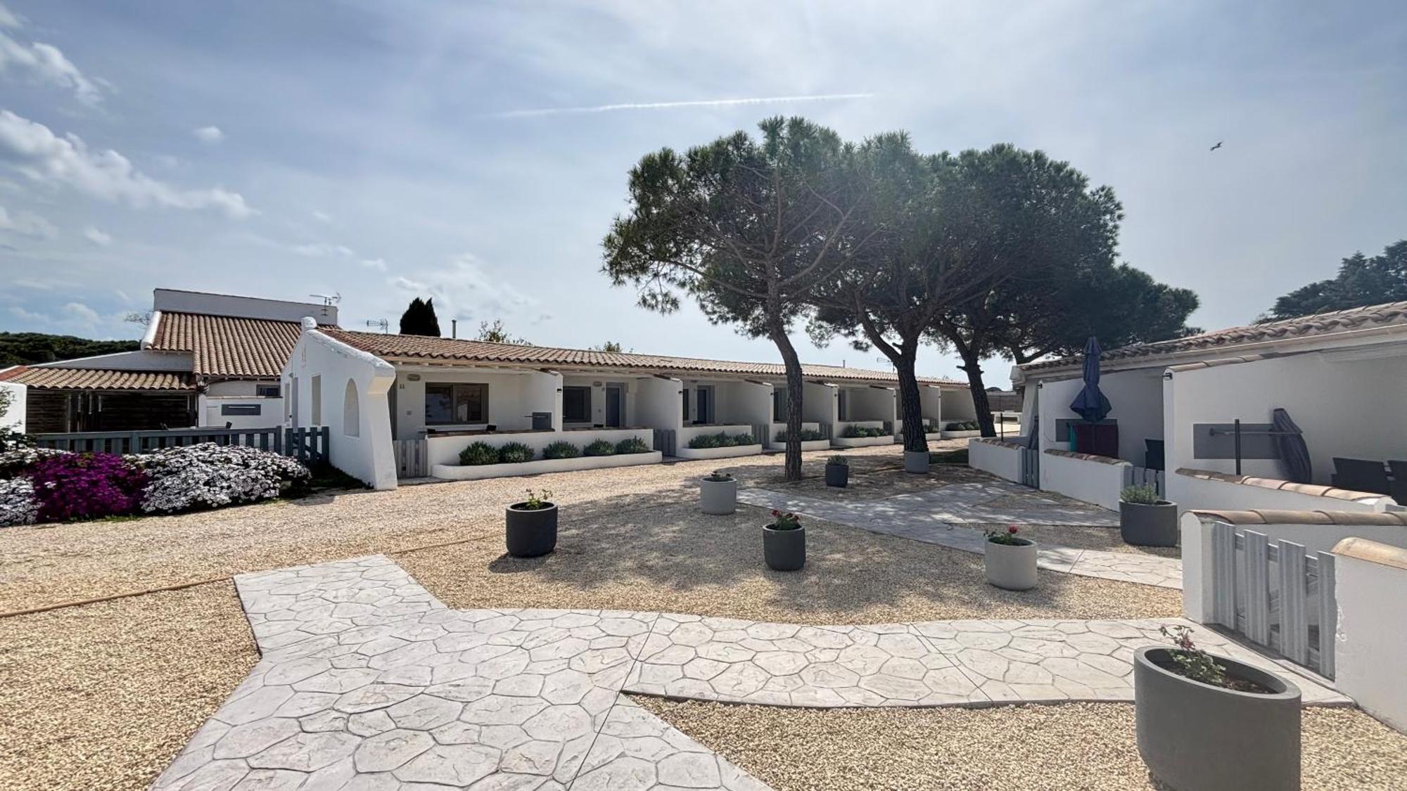 Hotel Mas Des Lys 3*